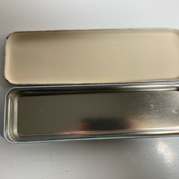 Brighton Jewelry Metal Tim Watch Box (empty) Classic Floral Style! - Picture 3 of 3